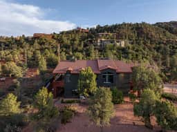 8-Bedroom, Views, Large Pool & Spa, Sauna, Gym - Image 5