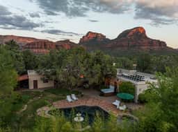 Heavenly Hacienda – Heated Pool, Hot Tub & Views - Image 4
