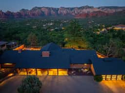 Cliffside Retreat, Hot Tub, Yoga, Views, River - Image 5