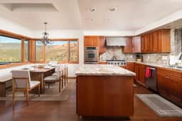 7000 Sq. Ft. Uptown Estate | Views, Games, Theatre - Image 5
