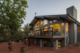 Hillside Haven | Wellness Spa, Pickleball, Games - Image 4