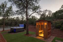 Hillside Haven | Wellness Spa, Pickleball, Games - Image 5
