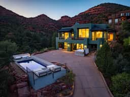 Palisades Sanctuary | Heated Saltwater Pool & Spa, Firepits, Views - Image 2
