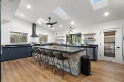 Piki Place | Modern, Spa, Firepit, Games, EV - Image 4