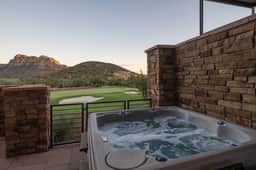Sedona Luxury Retreat | Golf, Views & Hot Tub - Image 2