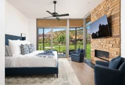 Sedona Luxury! Golf,  Shared Pool & Stunning Views - Image 4