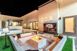 Sierra Roja | Heated Pool, Spa, Gym, Sauna, Views - Image 3