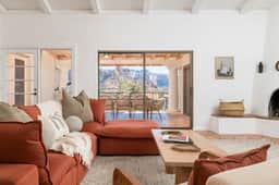 Uptown Vista! Stylish 5BR with Red Rock Views - Image 2