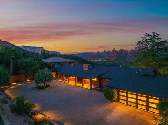 Cliffside Retreat, Hot Tub, Yoga, Views, River - Image 4