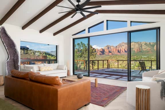 Cliffside Retreat, Hot Tub, Yoga, Views, River - Image 3