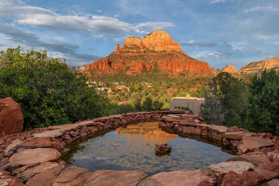 Luxe 2-Acre Oasis: Pool, Spa, Views, Firepit - Image 2