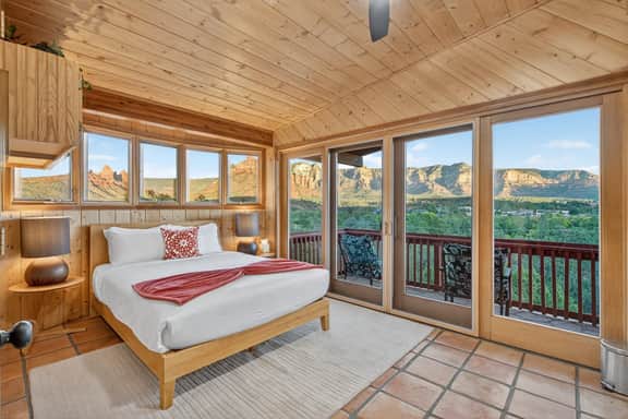 Casa Del Sol | BBQ, Firepit & Hot Tub with Views - Image 3