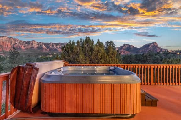 Casa Del Sol | BBQ, Firepit & Hot Tub with Views - Image 4