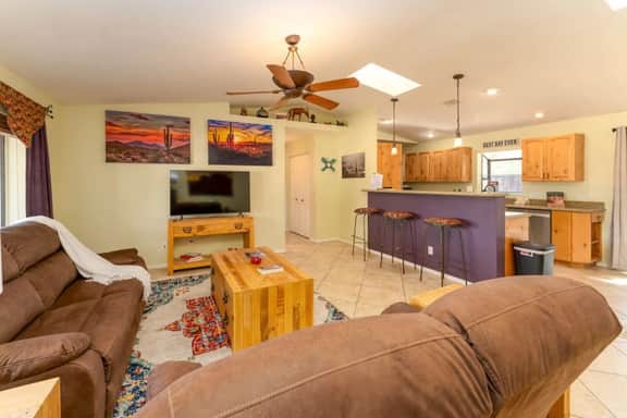 Cozy Cottonwood Oasis - Verde Valley Basecamp - Image 3