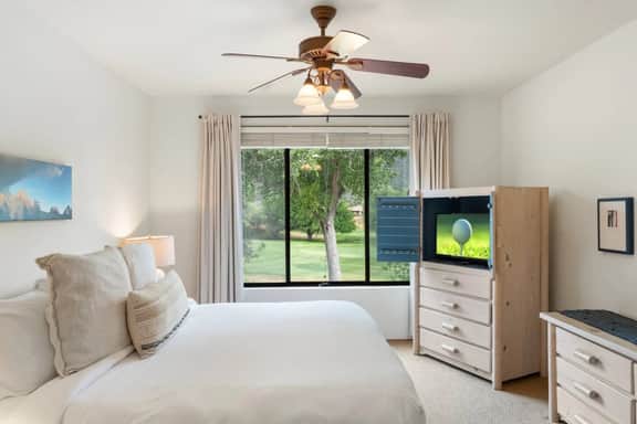 Golf, Pickleball, & Pool at Canyon Mesa Country Club - Image 2