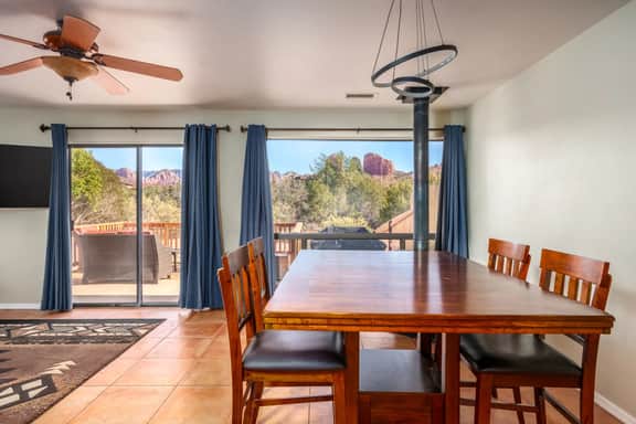 Pet-Friendly Unit with Views, Grill, Yard - Image 2