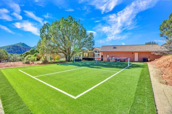 Serene Retreat-Heated Pool, Spa, Sauna, Pickleball - Image 5