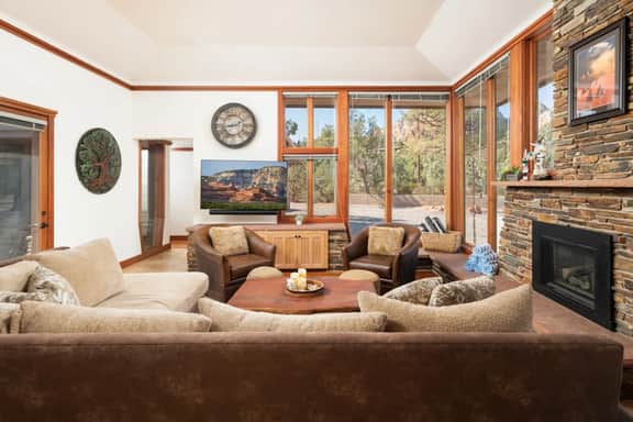 Sunrise Cliffs - Luxury Retreat in Soldier's Pass - Image 2