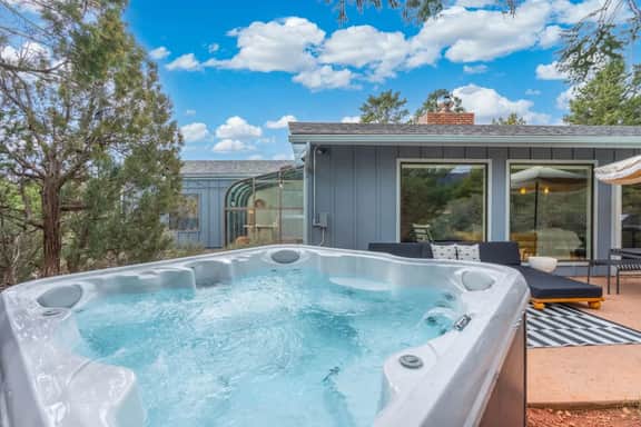 Walkable, family-friendly home w/ hot tub - Image 3