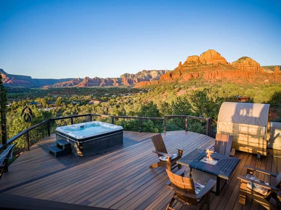 Luxury Home w/ Huge Views, Salt Spa, & Sauna - Image 4