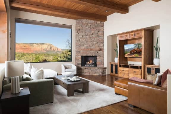 Sun-Up Sedona Paradise, Heated Infinity Pool & Spa - Image 2
