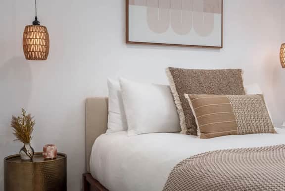 Modern Old Town 2BR + Office | Walk to Town & Wine - Image 5