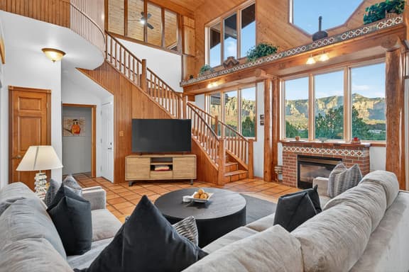 Casa Del Sol | BBQ, Firepit & Hot Tub with Views - Image 1