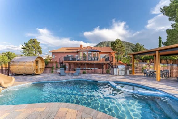 Dream Retreat: Heated Pool, Spa, Sauna, Games - Image 1