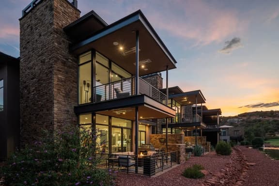 Exclusive Golf Resort | Pool, Hot Tub, Waterfront - Image 1