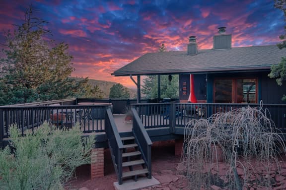 Mid-Century Sedona, Hot Tub & Games - Image 1