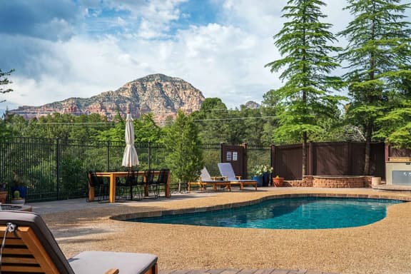 Peaceful Pool & Tub Bliss | Majestic Views - Image 1