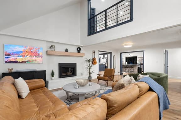 Piki Place | Modern, Spa, Firepit, Games, EV - Image 1