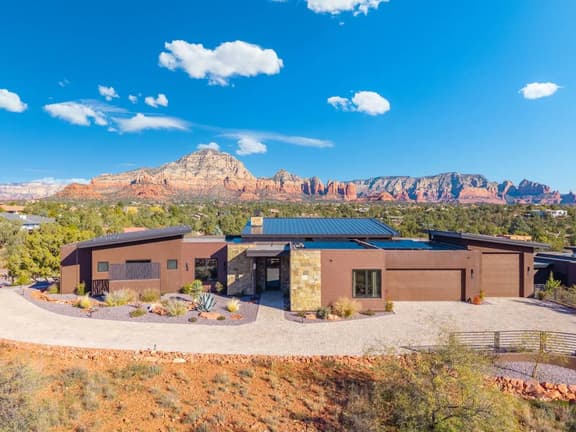 Sedona Designer Estate w/ Panoramic Views - Image 1