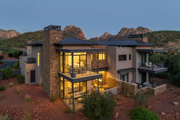 Seven Canyons Golf Club | Luxury, Chef's Kitchen - Image 1