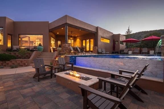 Sun-Up Sedona Paradise, Heated Infinity Pool & Spa - Image 1